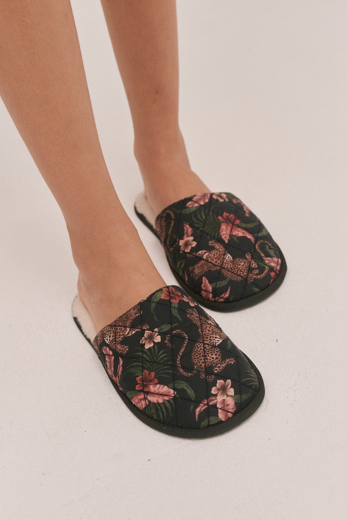 Women's Slippers Soleia Leopard Print