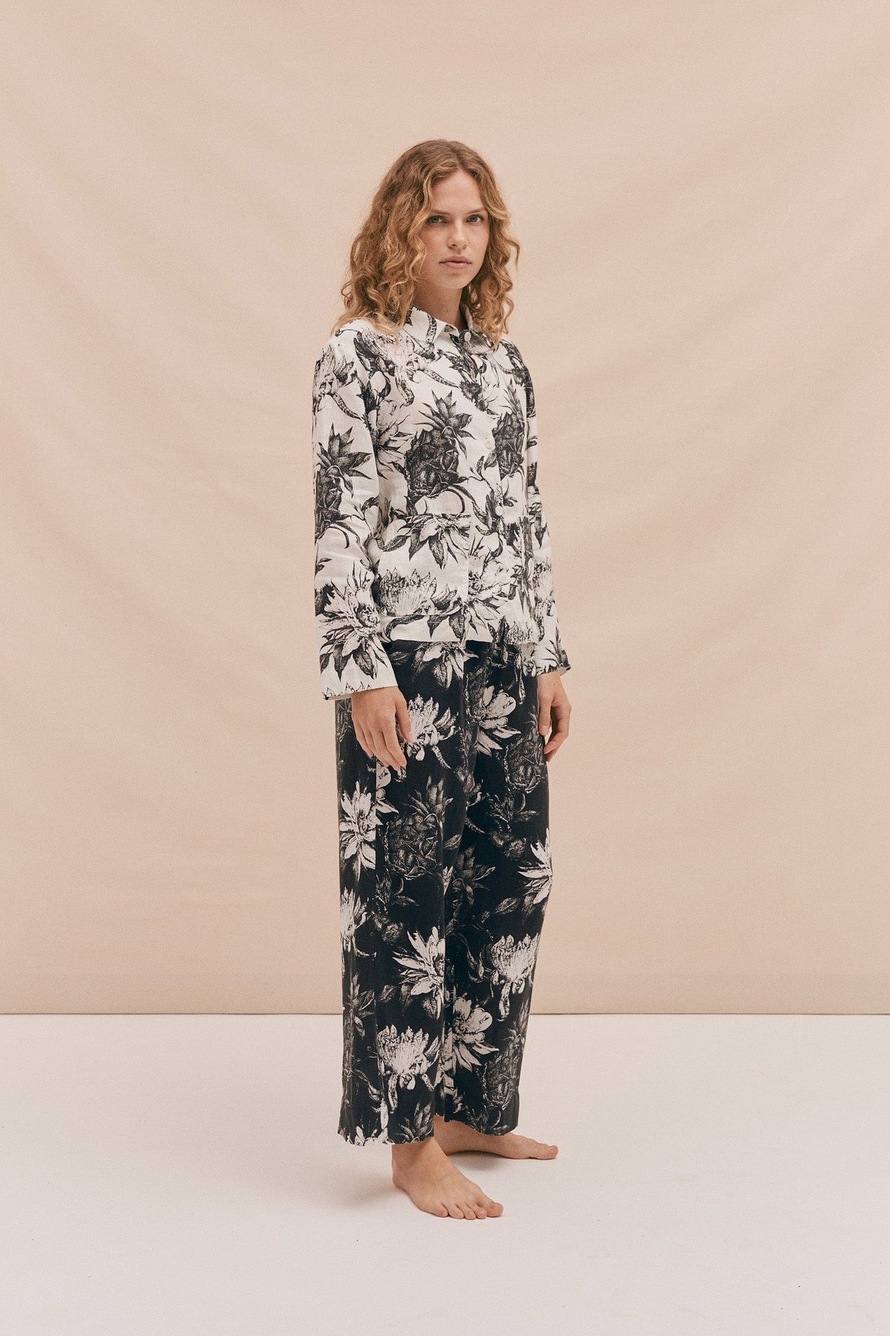 Pocket Pyjama Set Night Bloom Print White/Black Linen