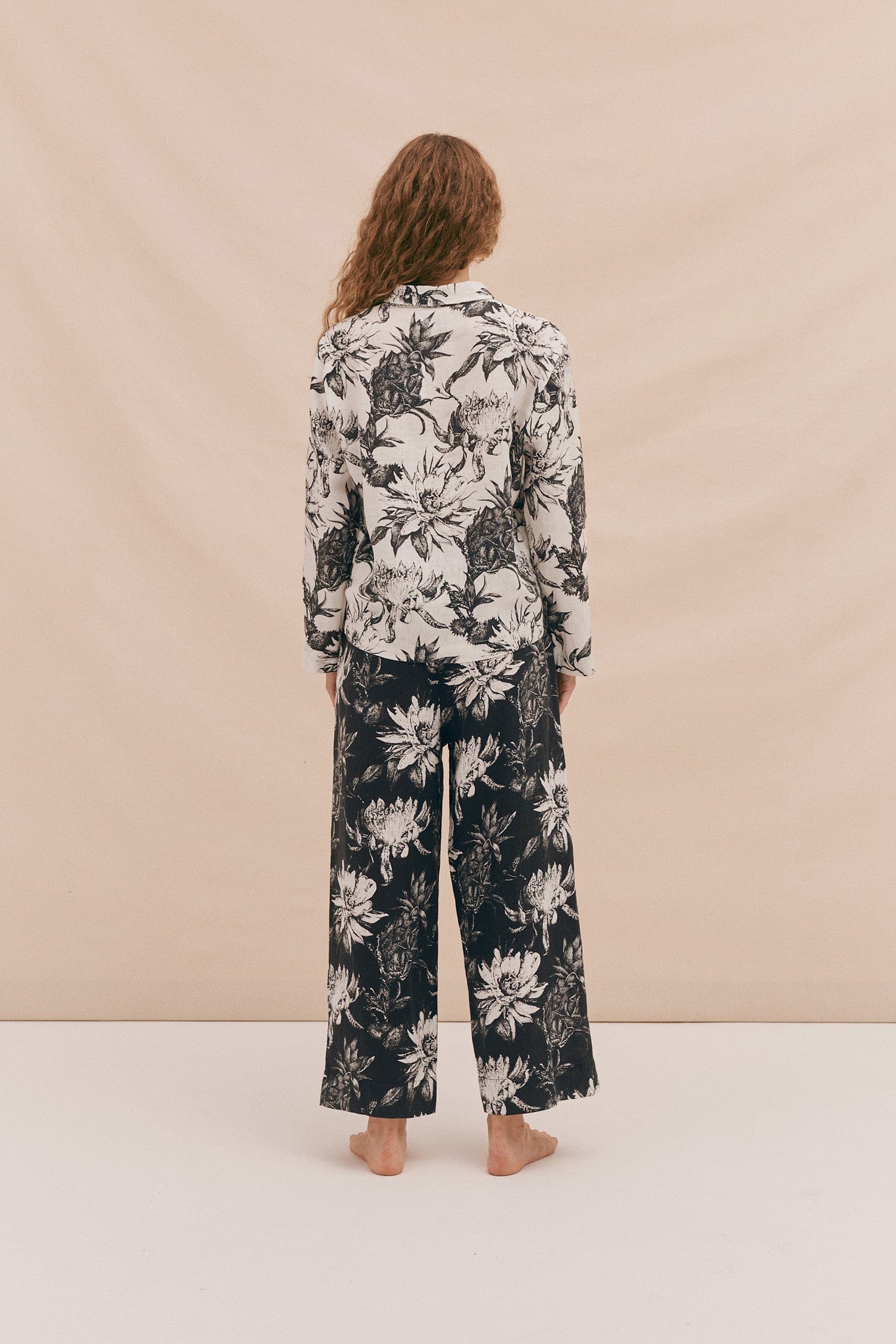 DESMOND & DEMPSEY Pocket Pajama Set In Night Bloom Print