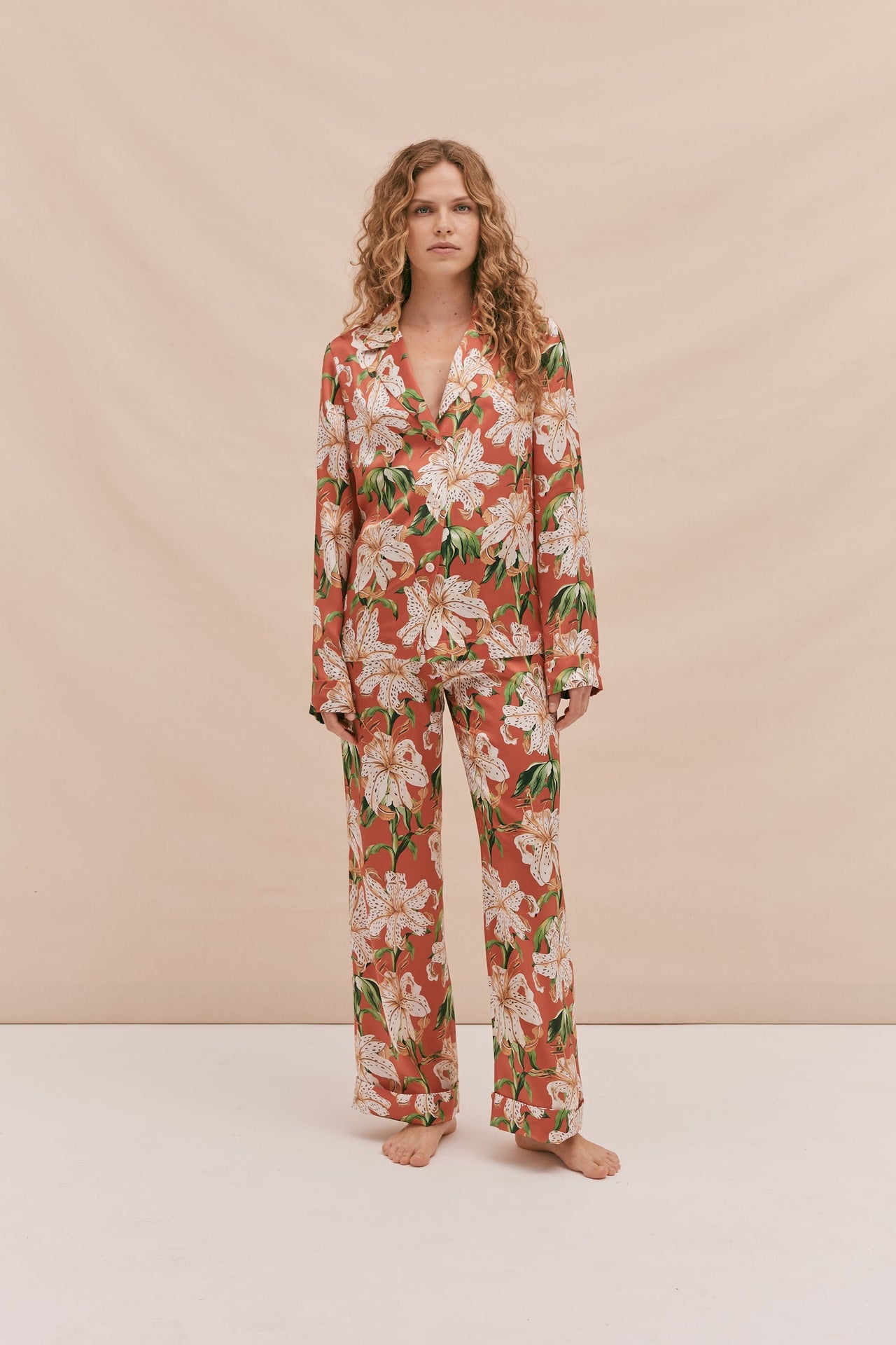 Silk Long Pyjama Set Lilium Print Red