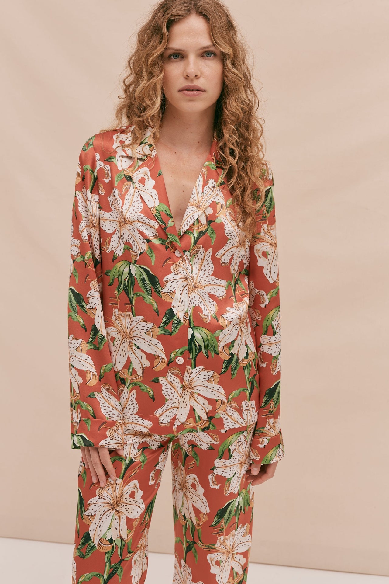 Silk Long Pyjama Set Lilium Print Red