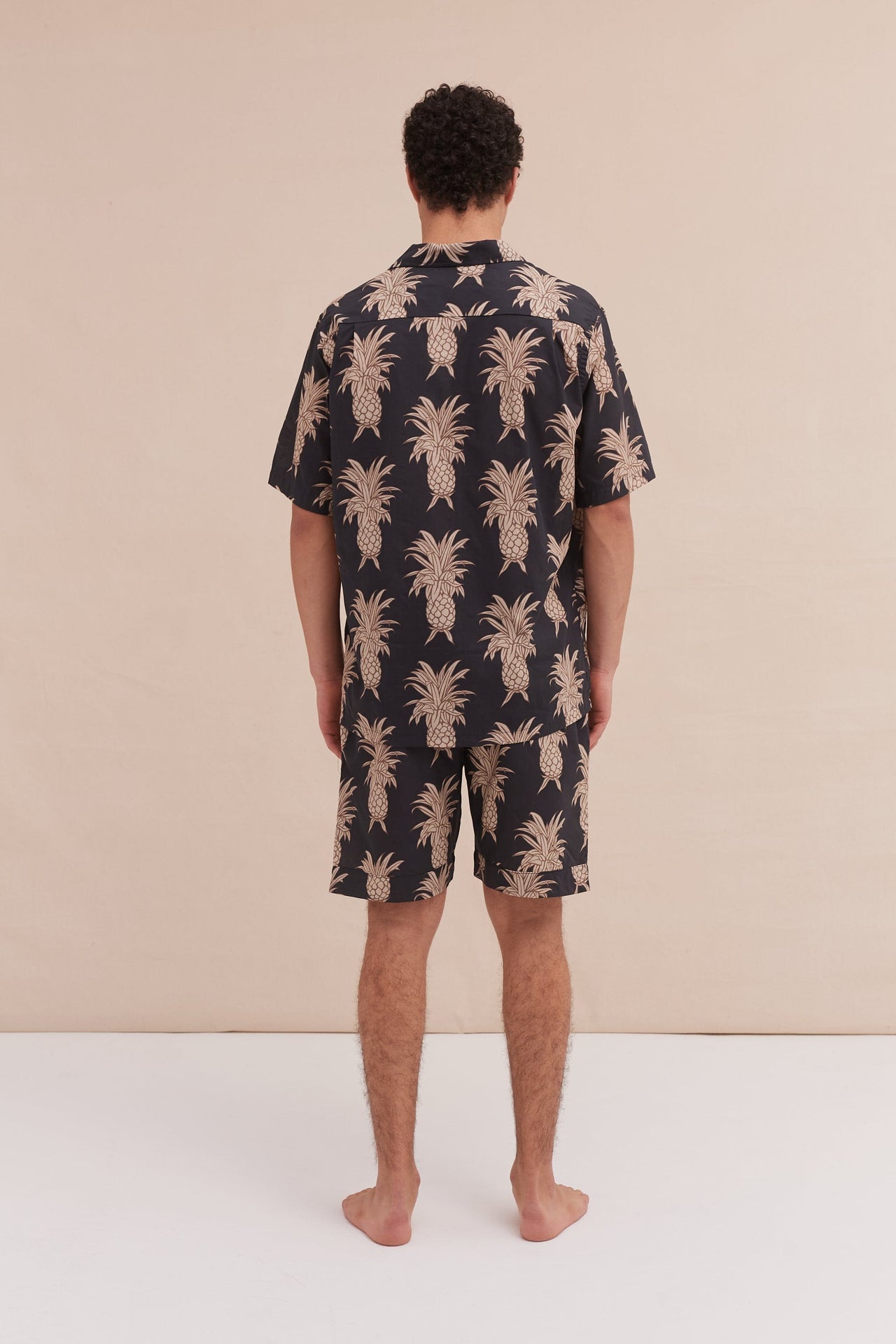 Men’s Cuban Pyjama Set Howie Pineapple Print Black/Gold