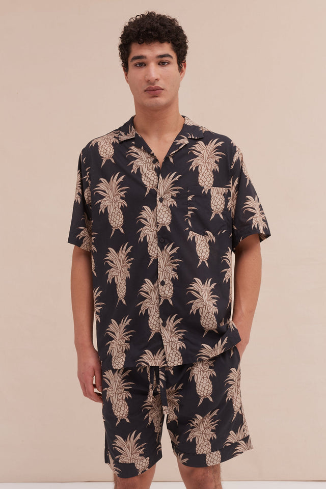 Men’s Cuban Pyjama Shirt Howie Pineapple Print Black/Gold