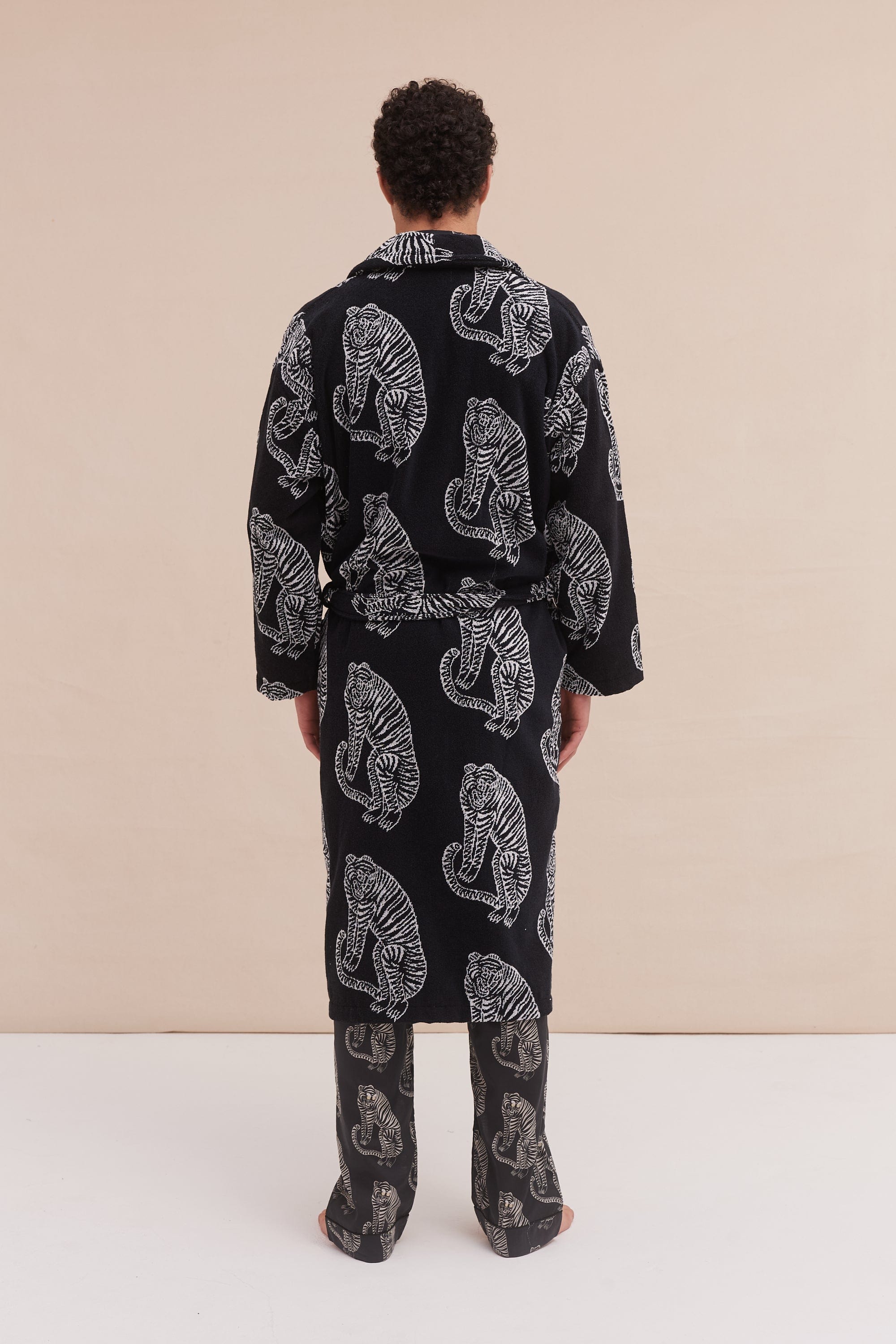 Mens best sale tiger pyjamas