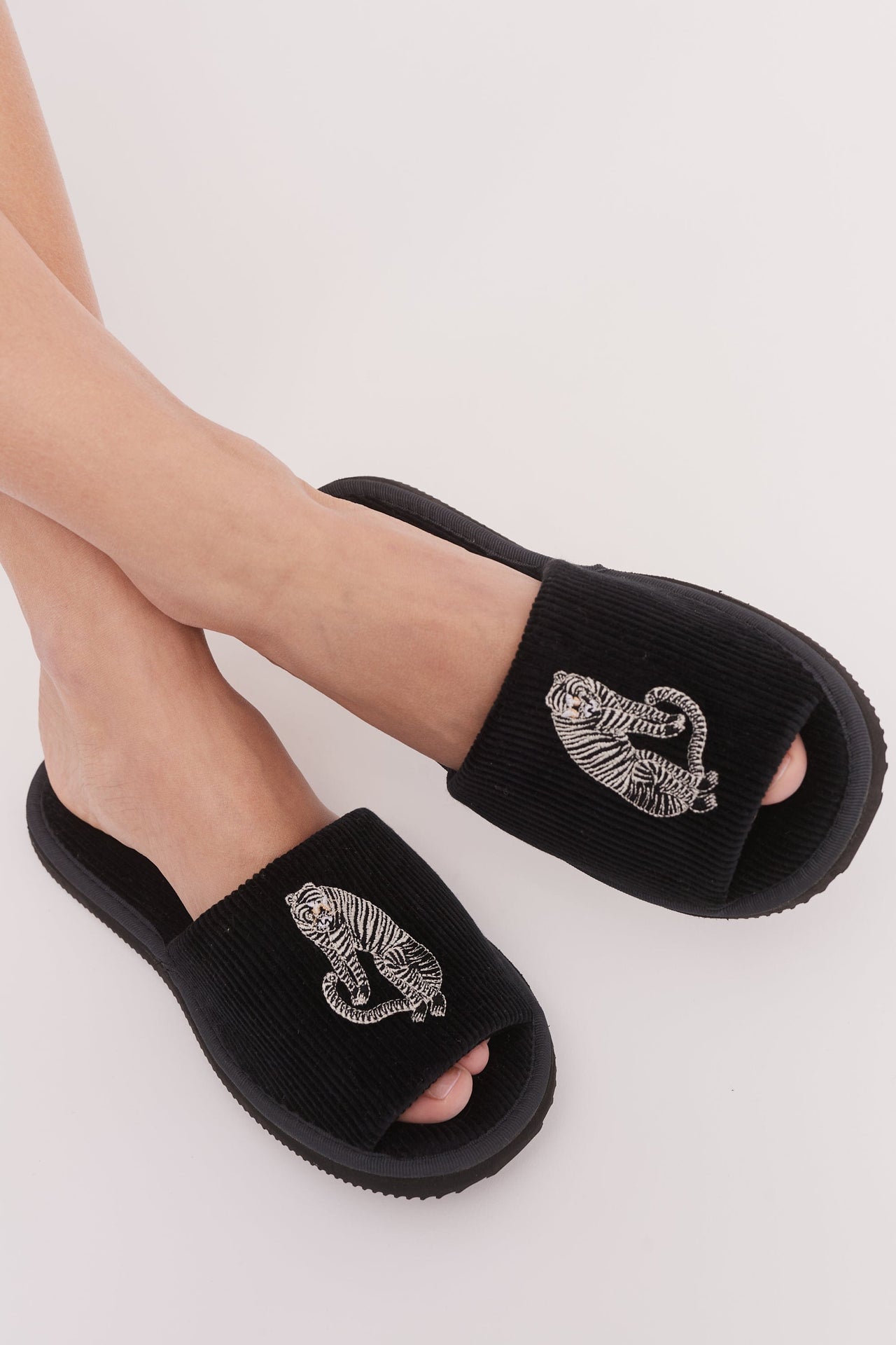 Unisex Corduroy Slides Sansindo Tiger Embroidery