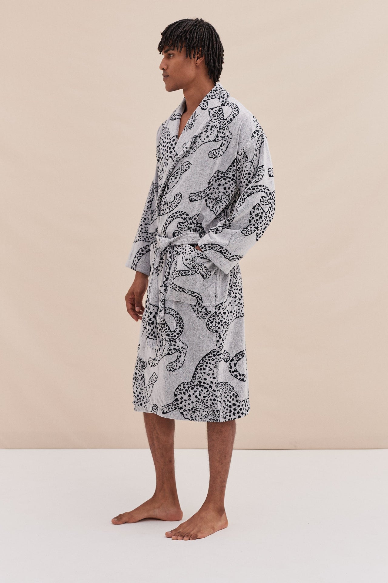 Unisex Towel Robe Jag Print Cream