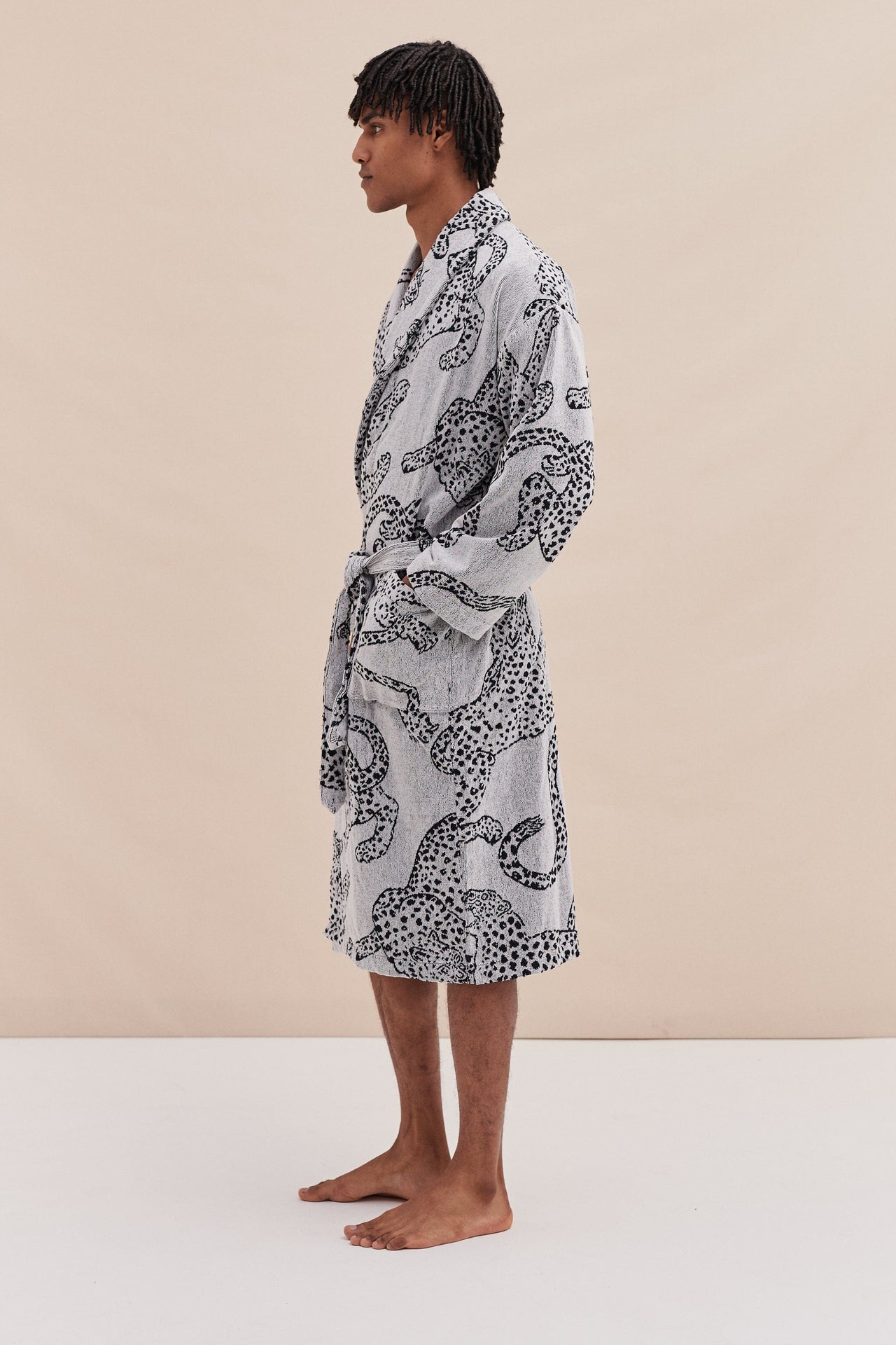 Unisex Towel Robe Jag Print Cream