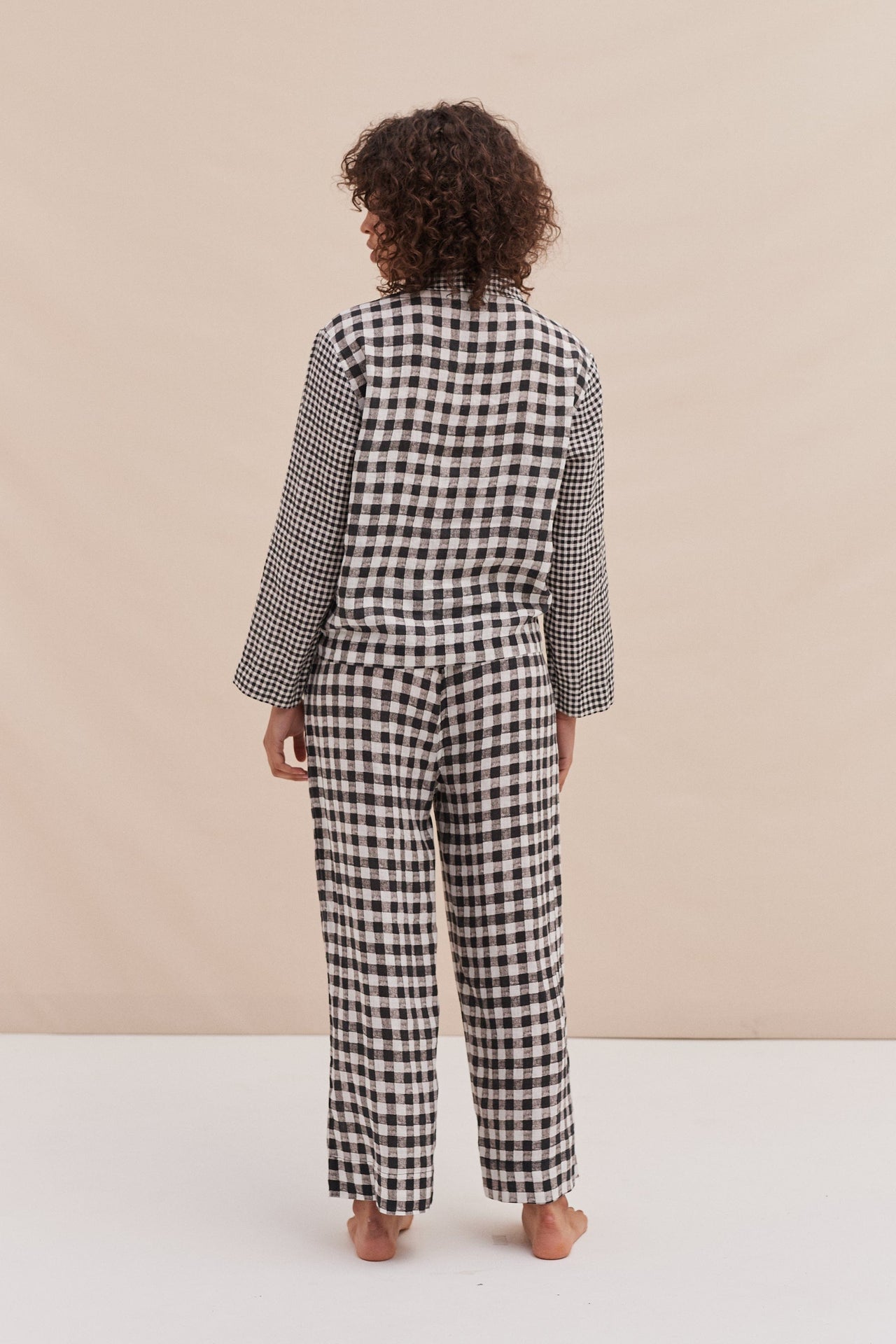 Pocket Set Gingham Print Black and White