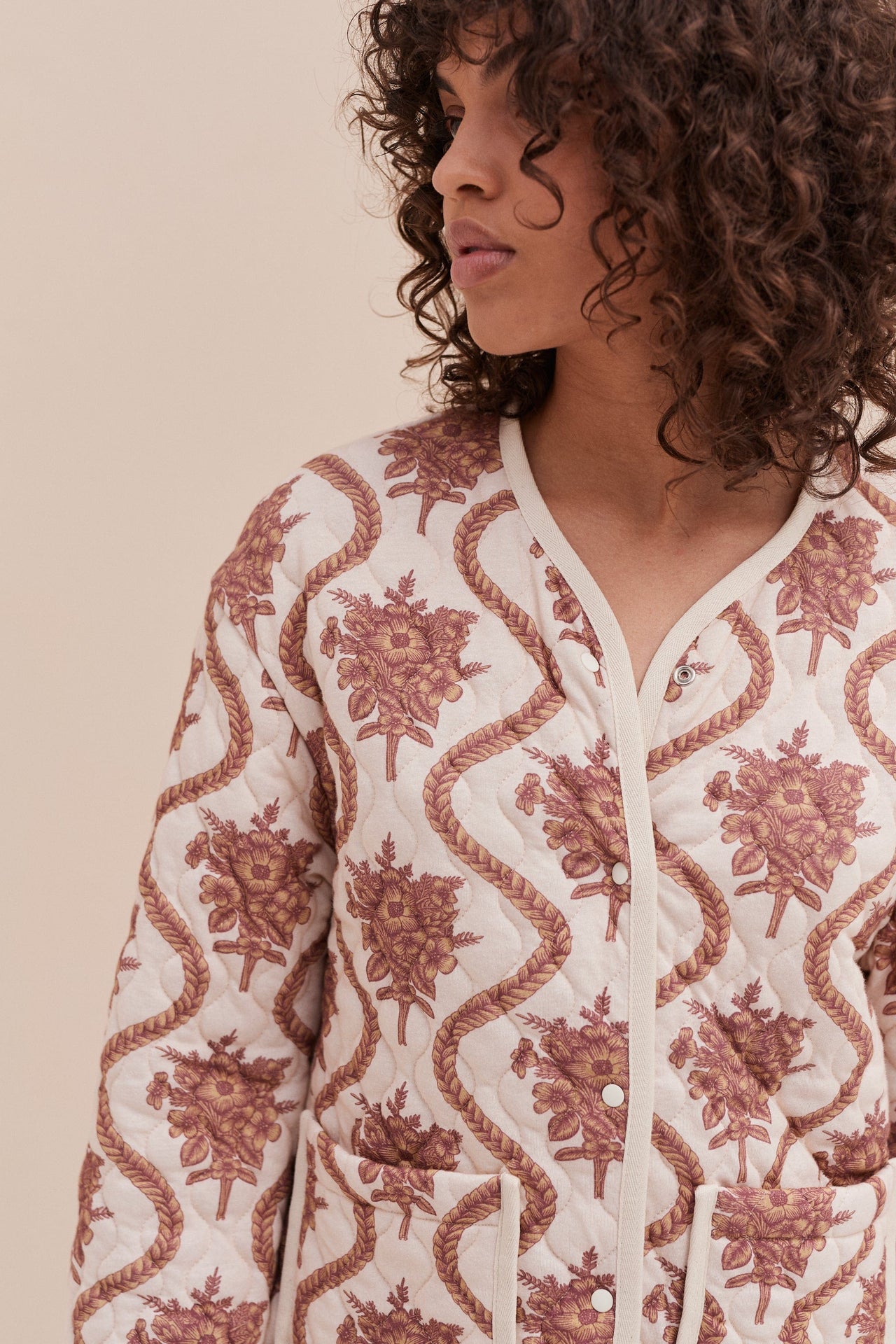 Quilted Set in Alpen Flora Print Cream and Brown