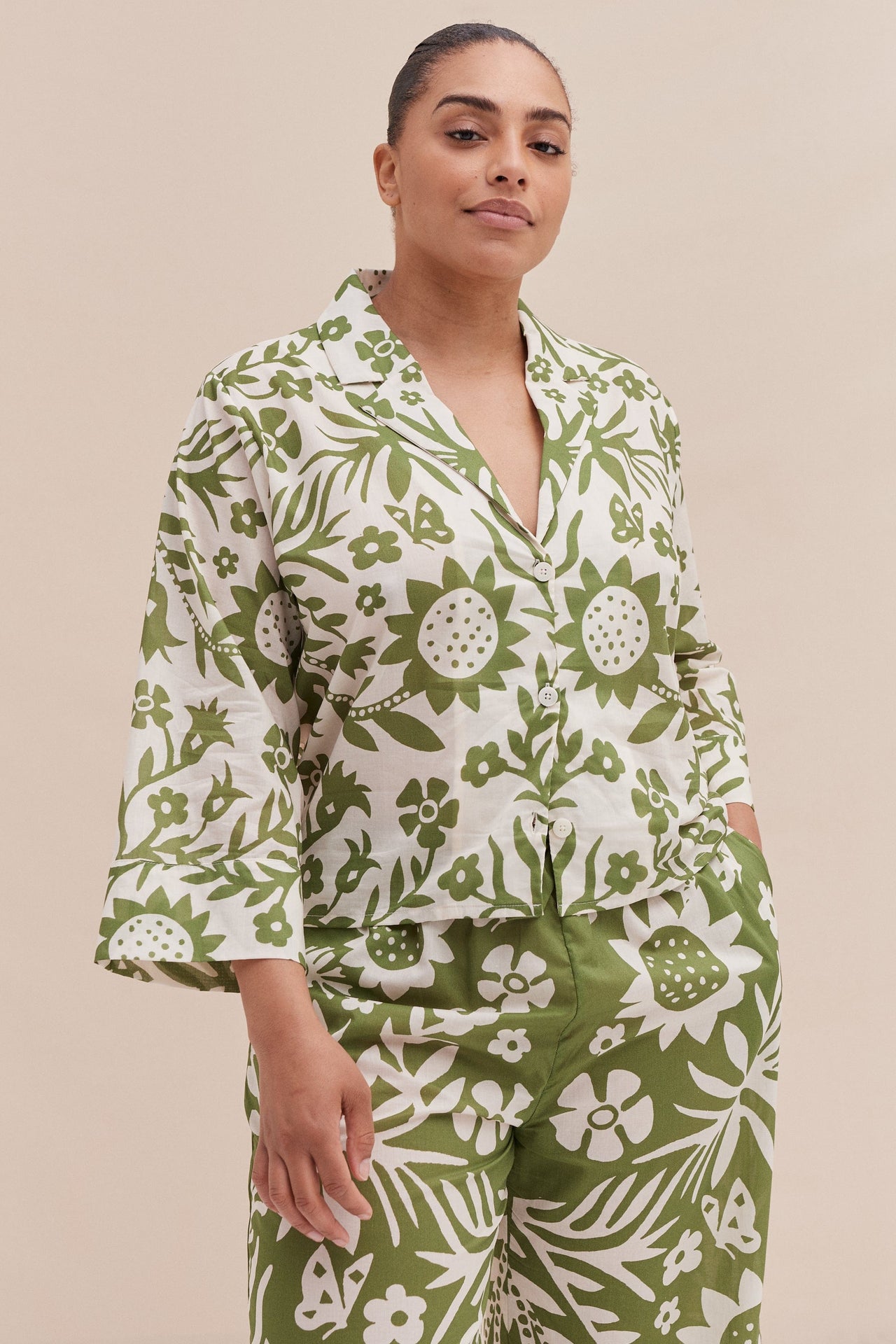 Boxy Shirt and Wide Leg Trouser Set Fabelei Print Green and Cream