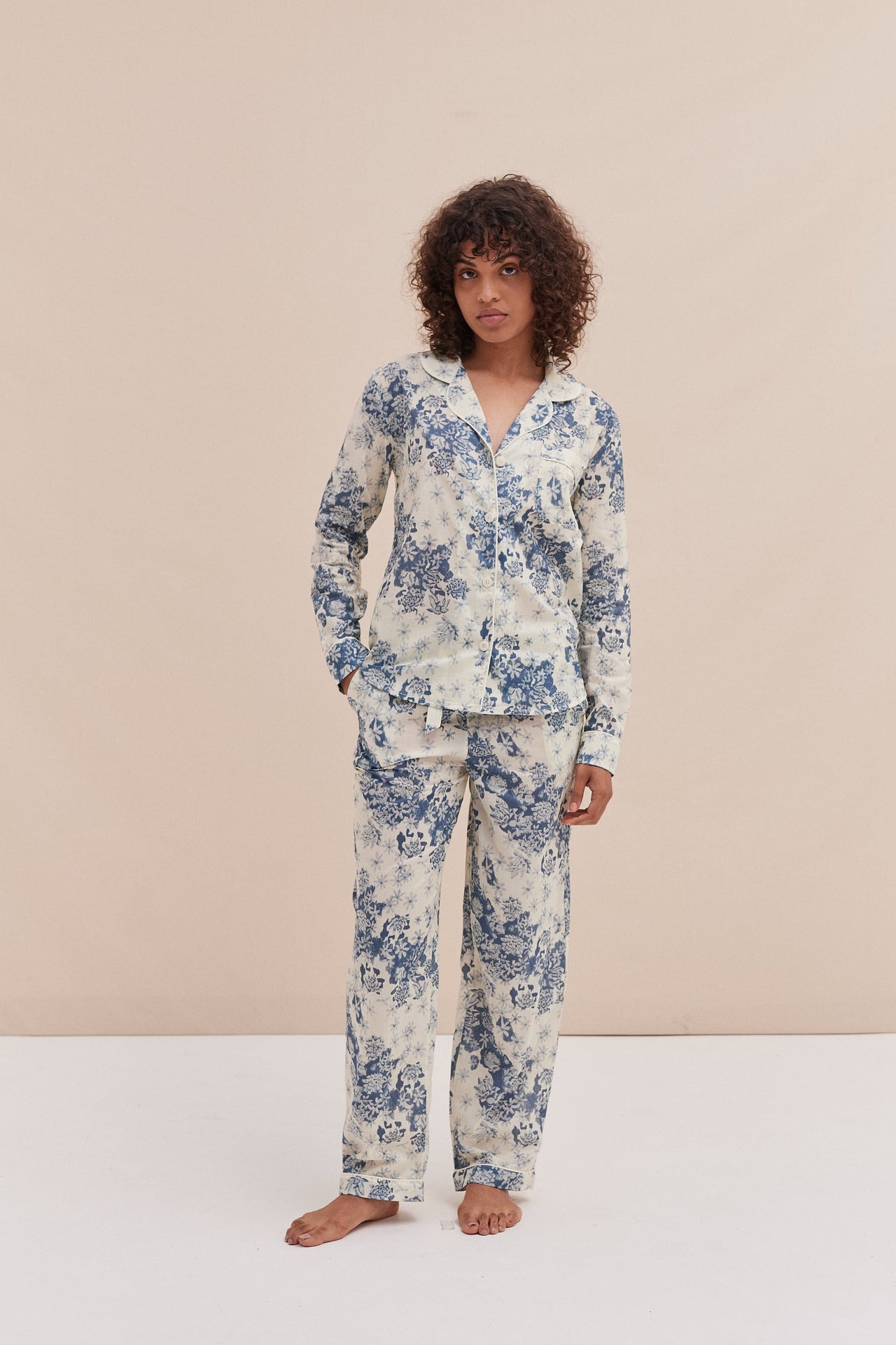 Long Pyjama Set Flowers of Time Print Blue