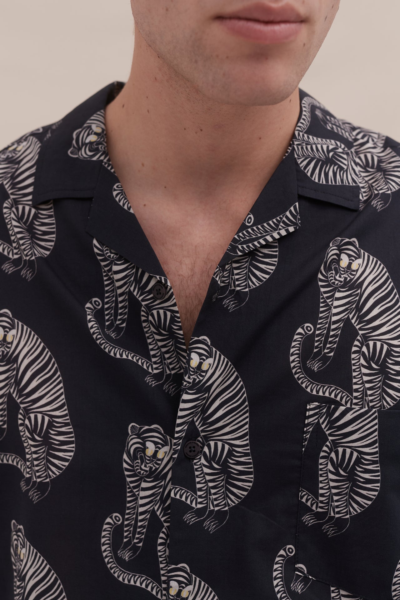 Men’s Cuban Pyjama Shirt Sansindo Tiger Print Black/Cream