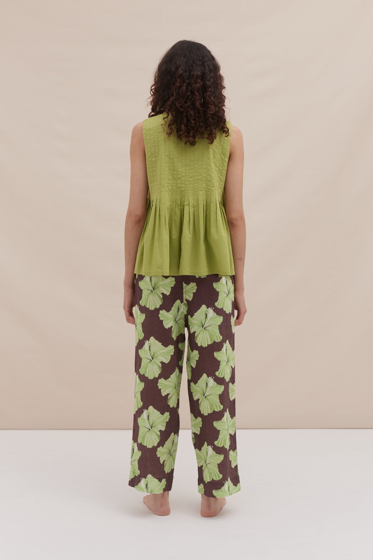 Pleated Cami and Pocket Trousers Set Plain/Grand Hibiscus Print Cocoa/Lime
