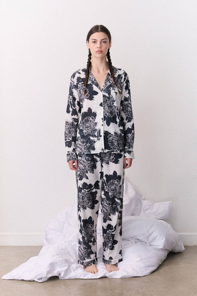 Long Set Peony White