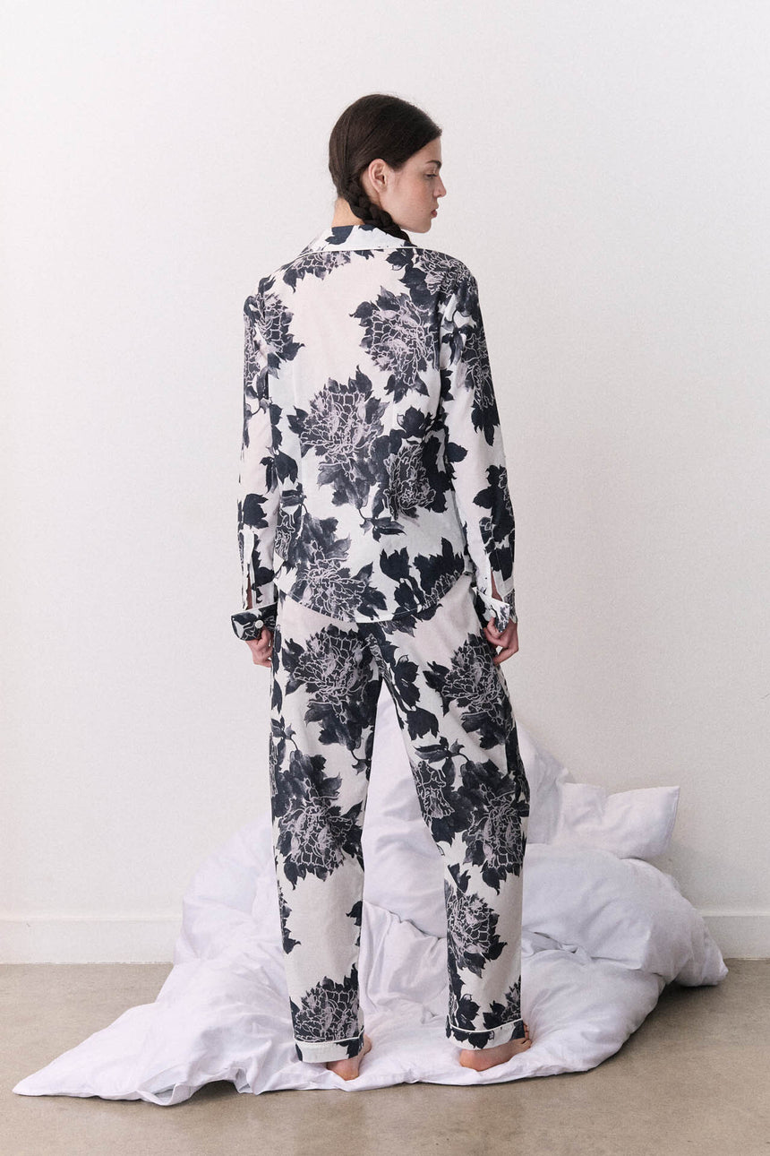 Long Set Peony White