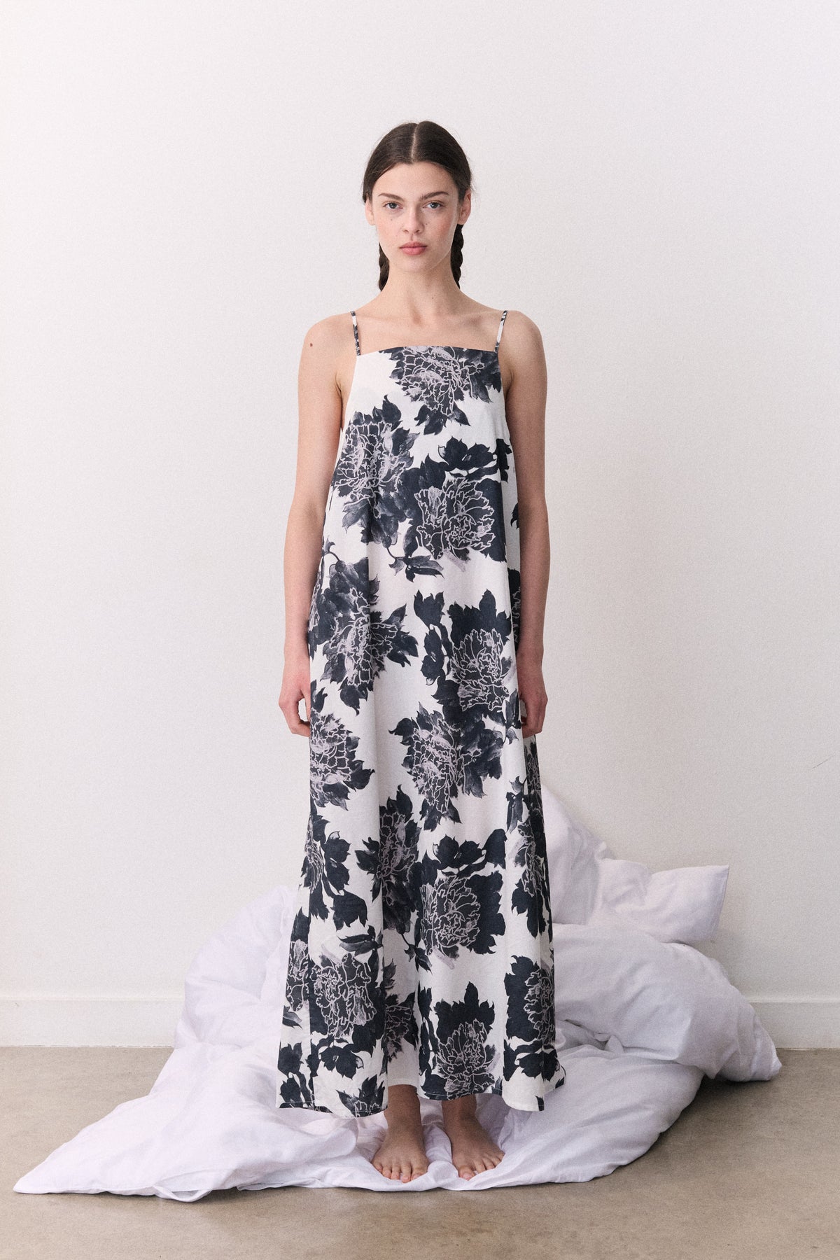 Square Nightie Peony White