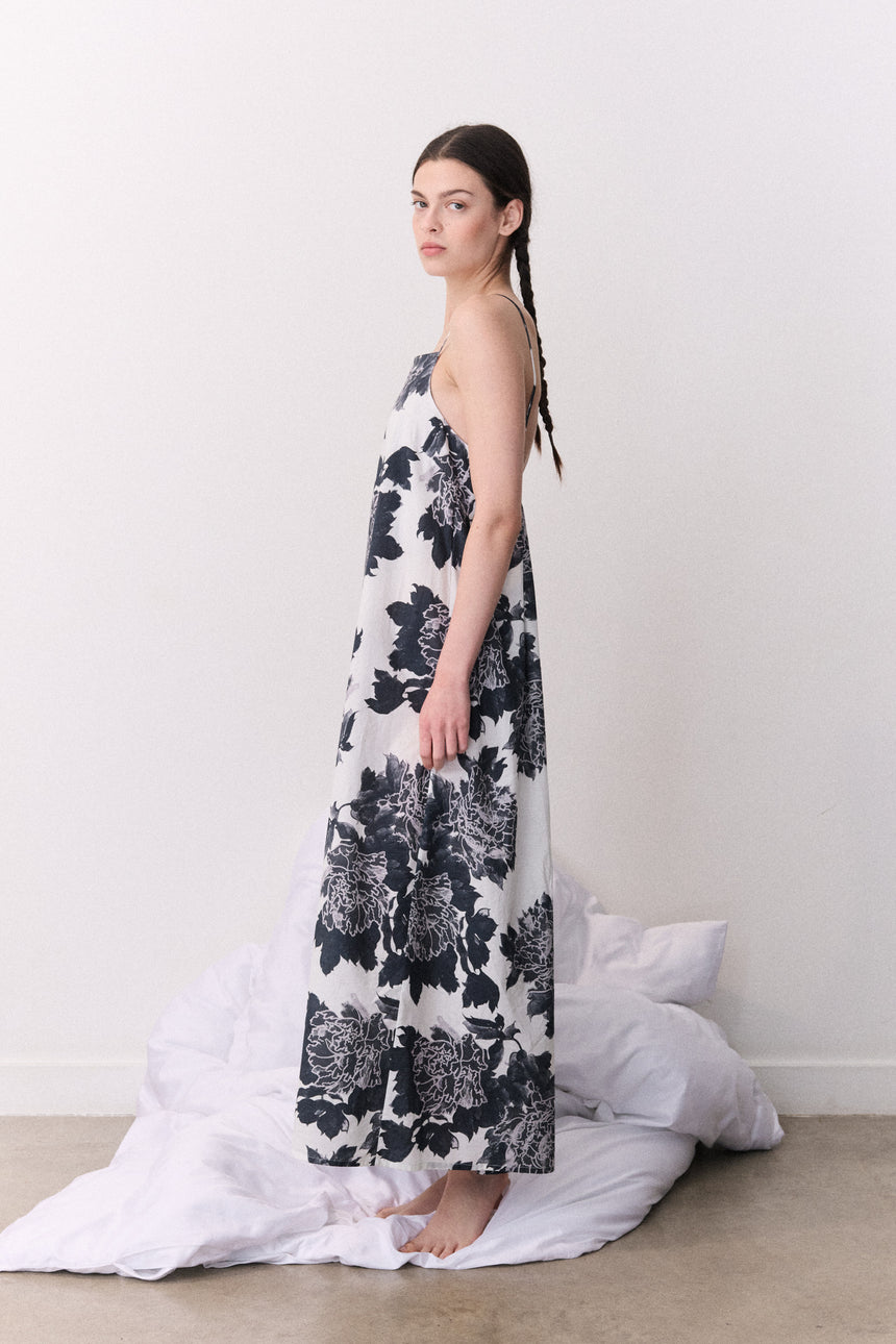 Square Nightie Peony White