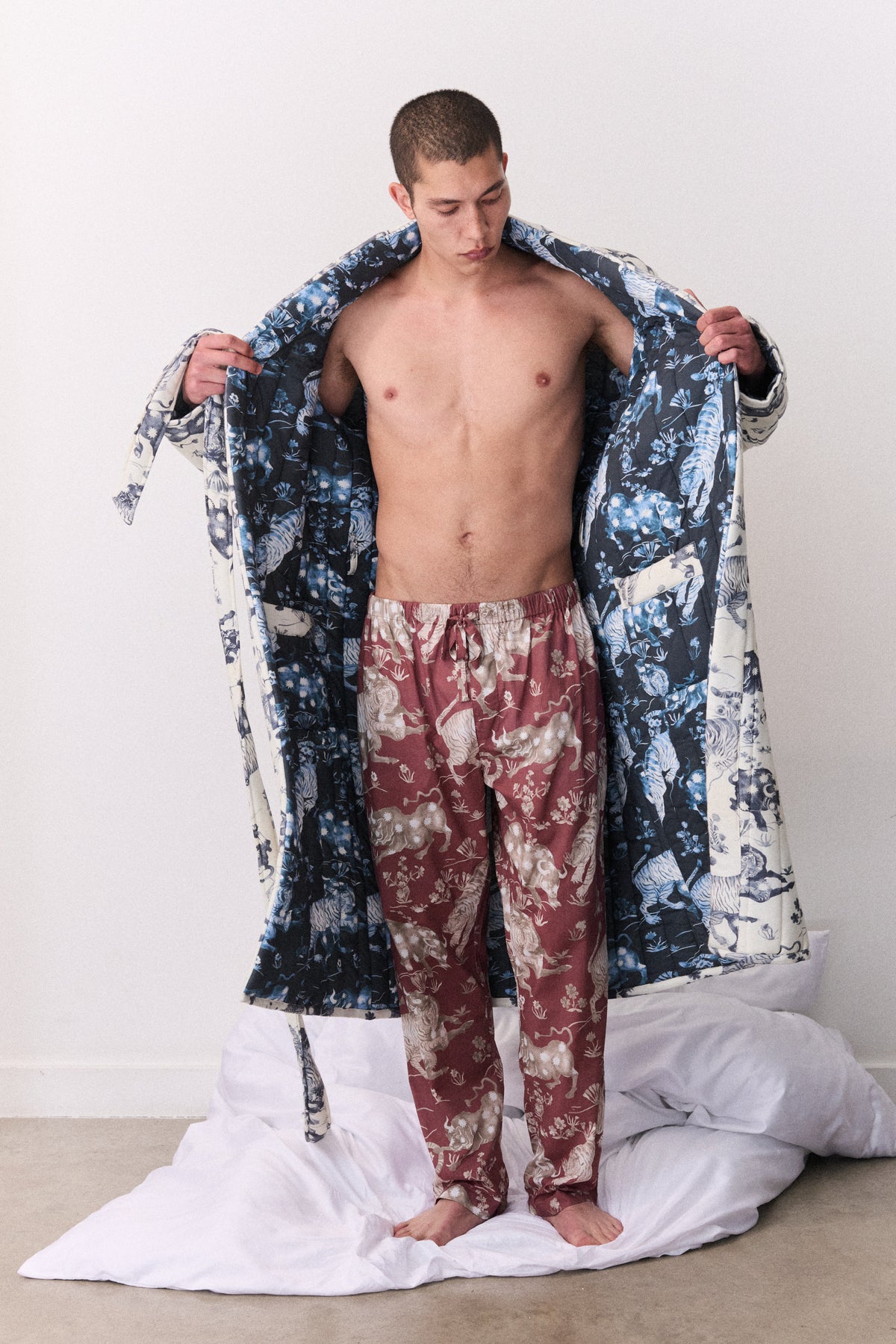 Unisex Reversible Jersey Robe Thunderheart Navy/Cream