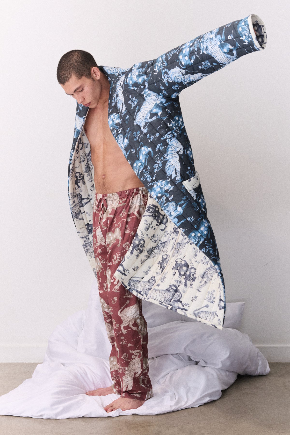 Unisex Reversible Jersey Robe Thunderheart Navy/Cream