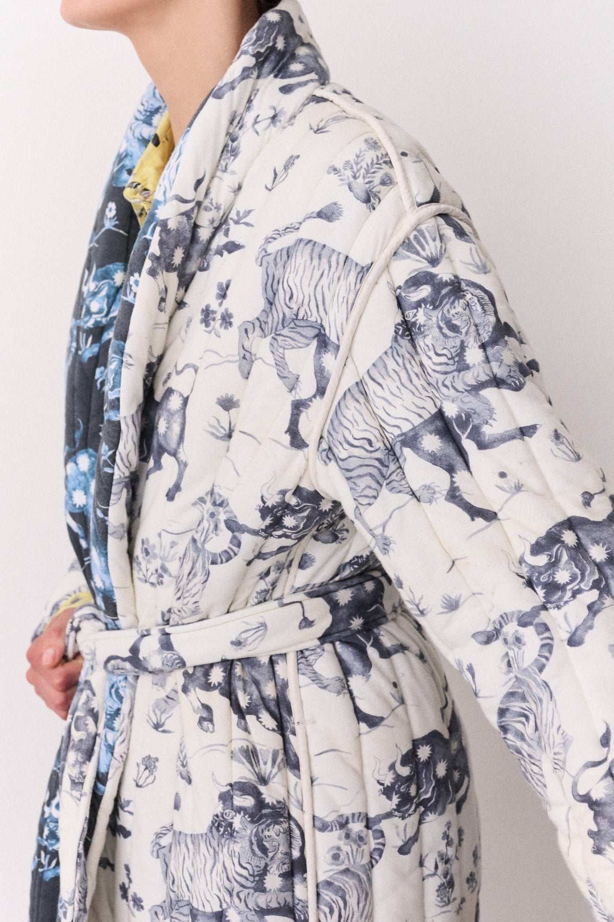 Unisex Quilted Jersey Robe Thunderheart Navy/Cream