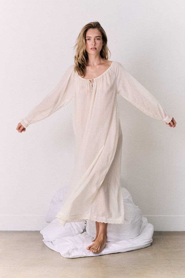 Light & Easy Long Sleeve Nightie Cream