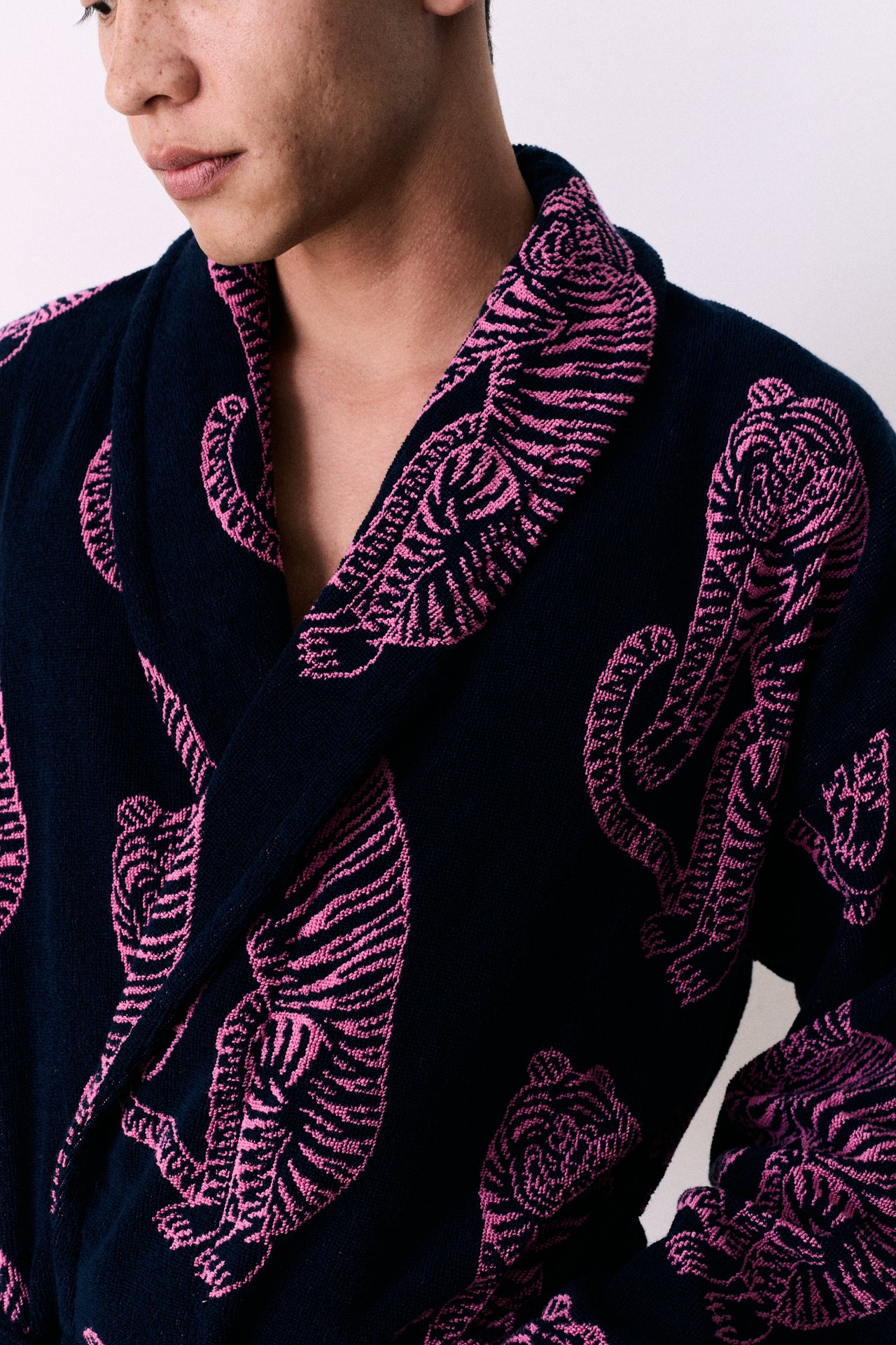 Unisex Towel Robe Sansindo Print Navy Pink