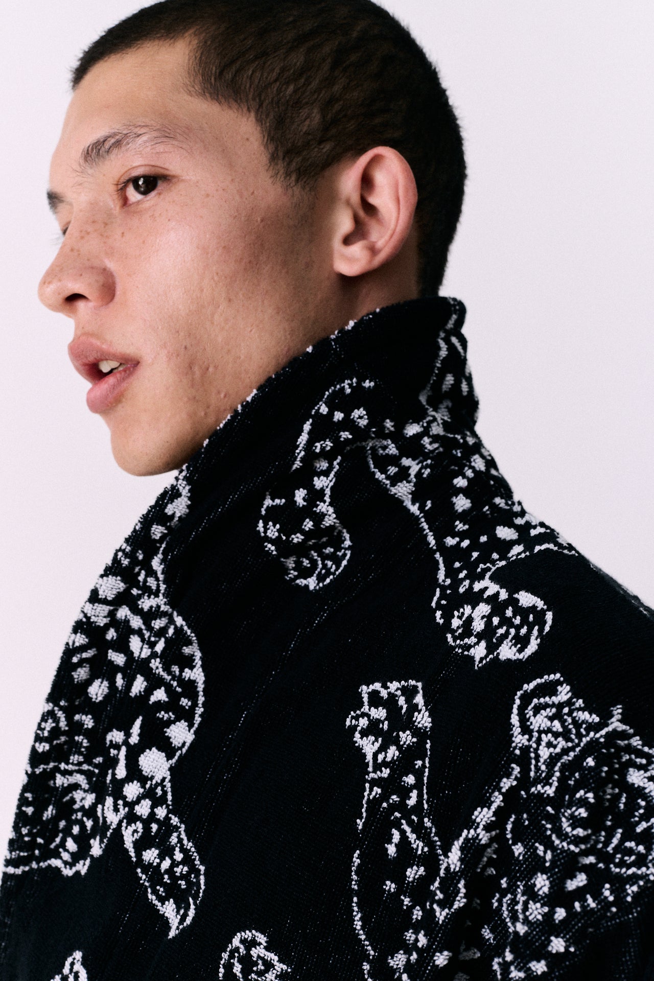 Unisex Towel Robe Jag Print Black
