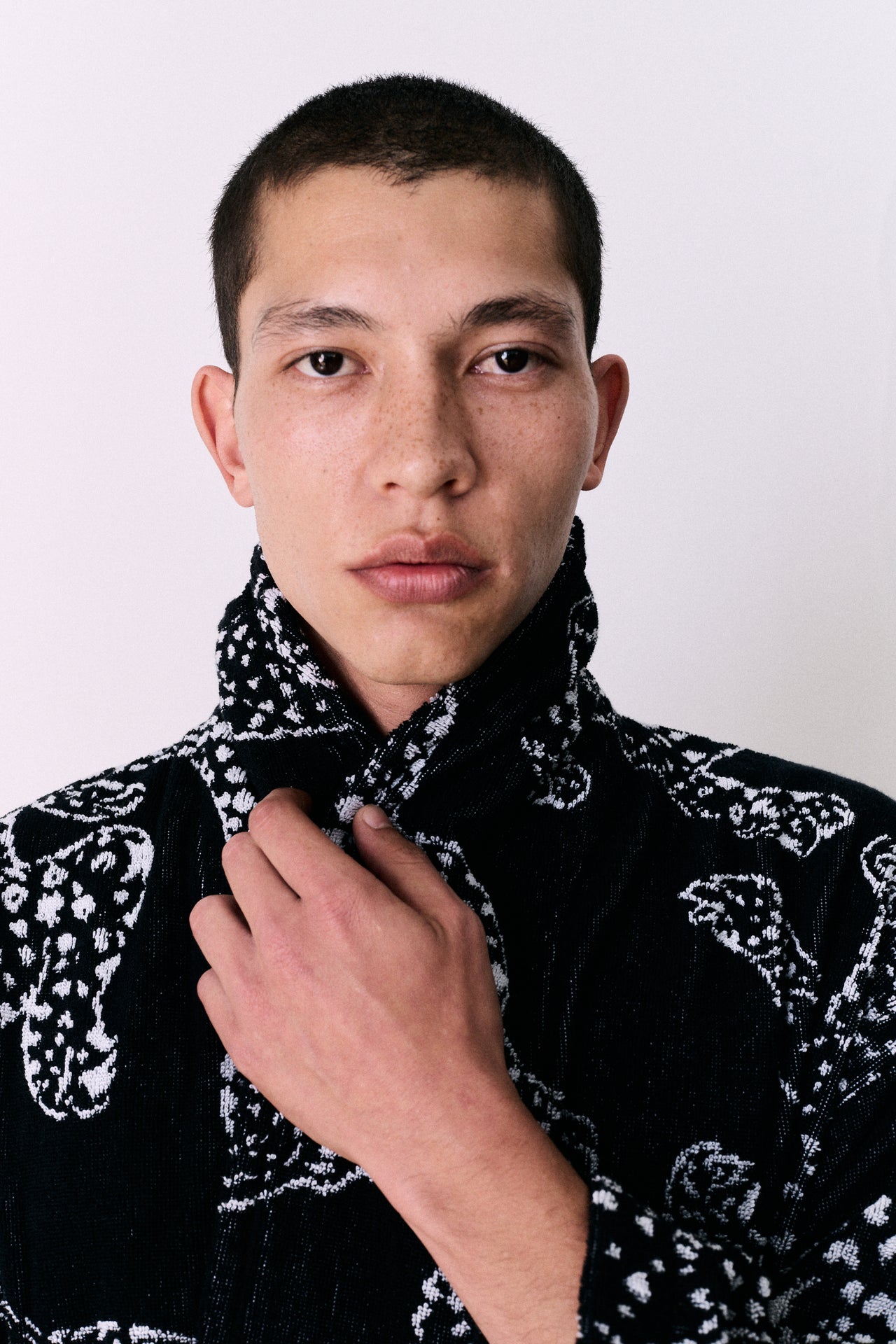 Unisex Towel Robe Jag Print Black