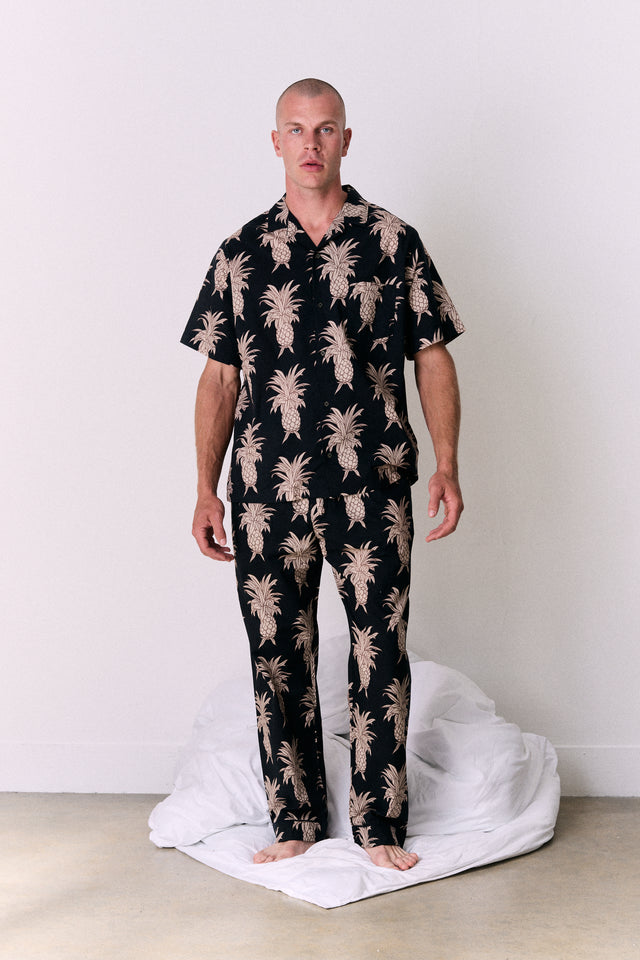 Men’s Cuban Long Pyjama Set Howie Pineapple Print Black/Gold