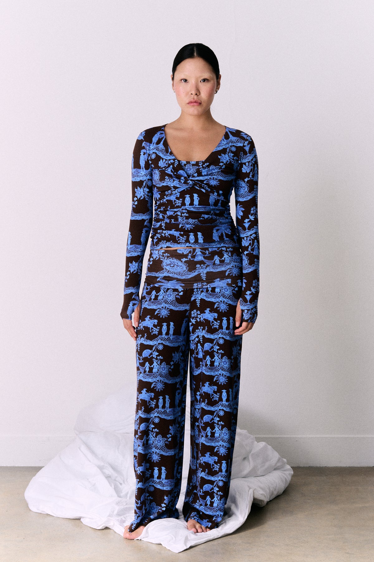 Lyocell Jersey Twist Top A Laced Dream Espresso/Blue