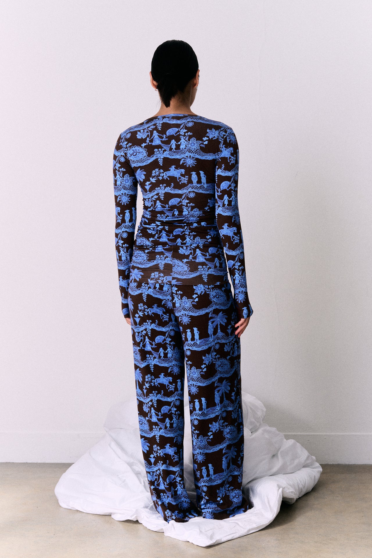 Lyocell Jersey Twist Top A Laced Dream Espresso/Blue