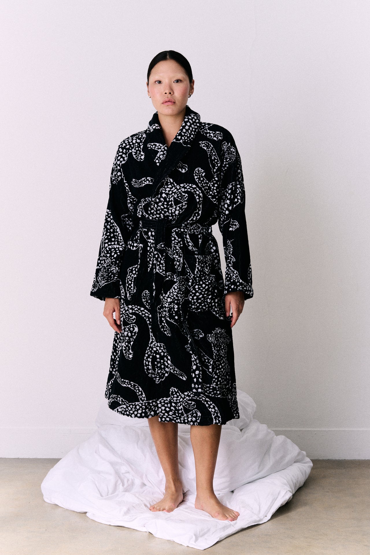Unisex Towel Robe Jag Print Black