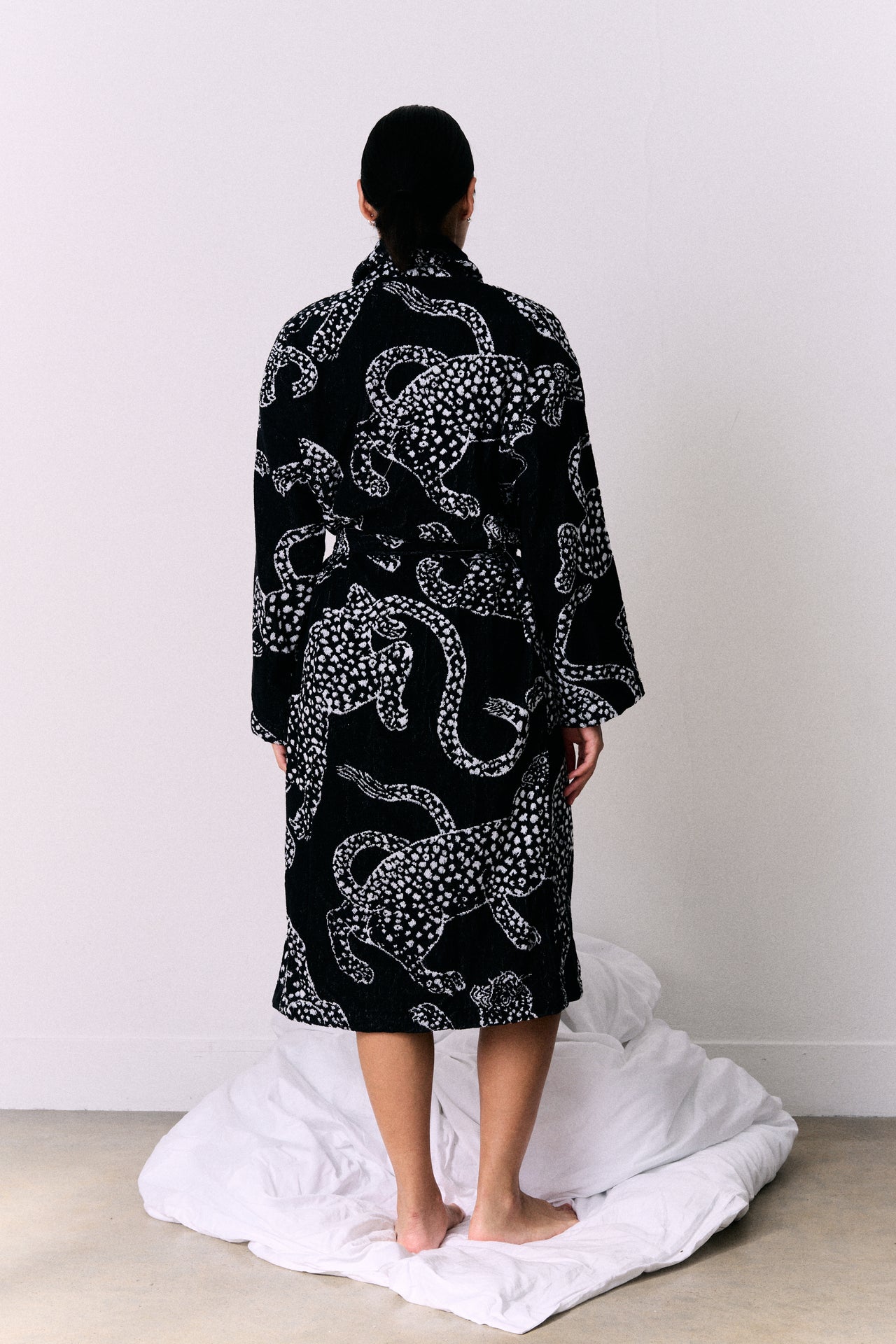 Unisex Towel Robe Jag Print Black