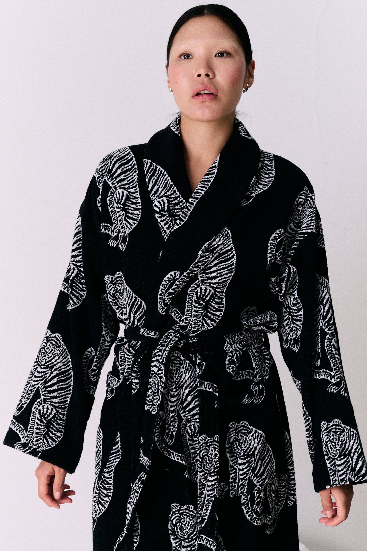 Unisex Towel Robe Sansindo Print Black Cream