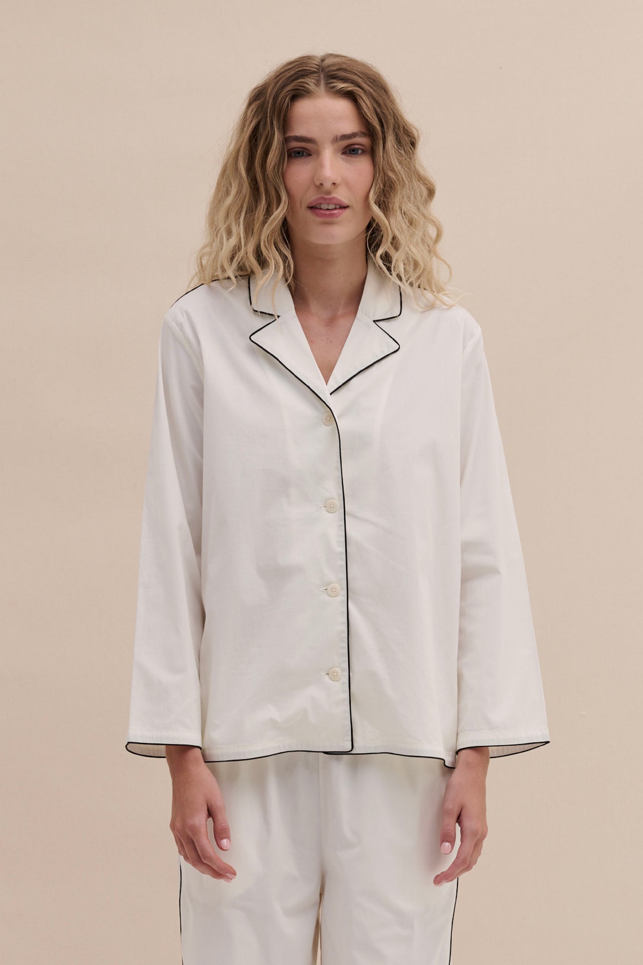 402 Shirt Cream