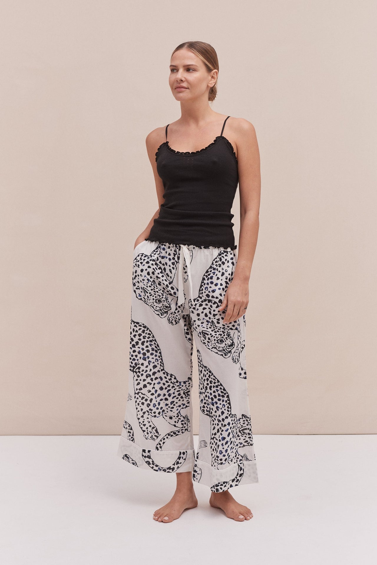 Soft V Tank Top & Wide Leg Trouser Set Black/The Jag Print Cream