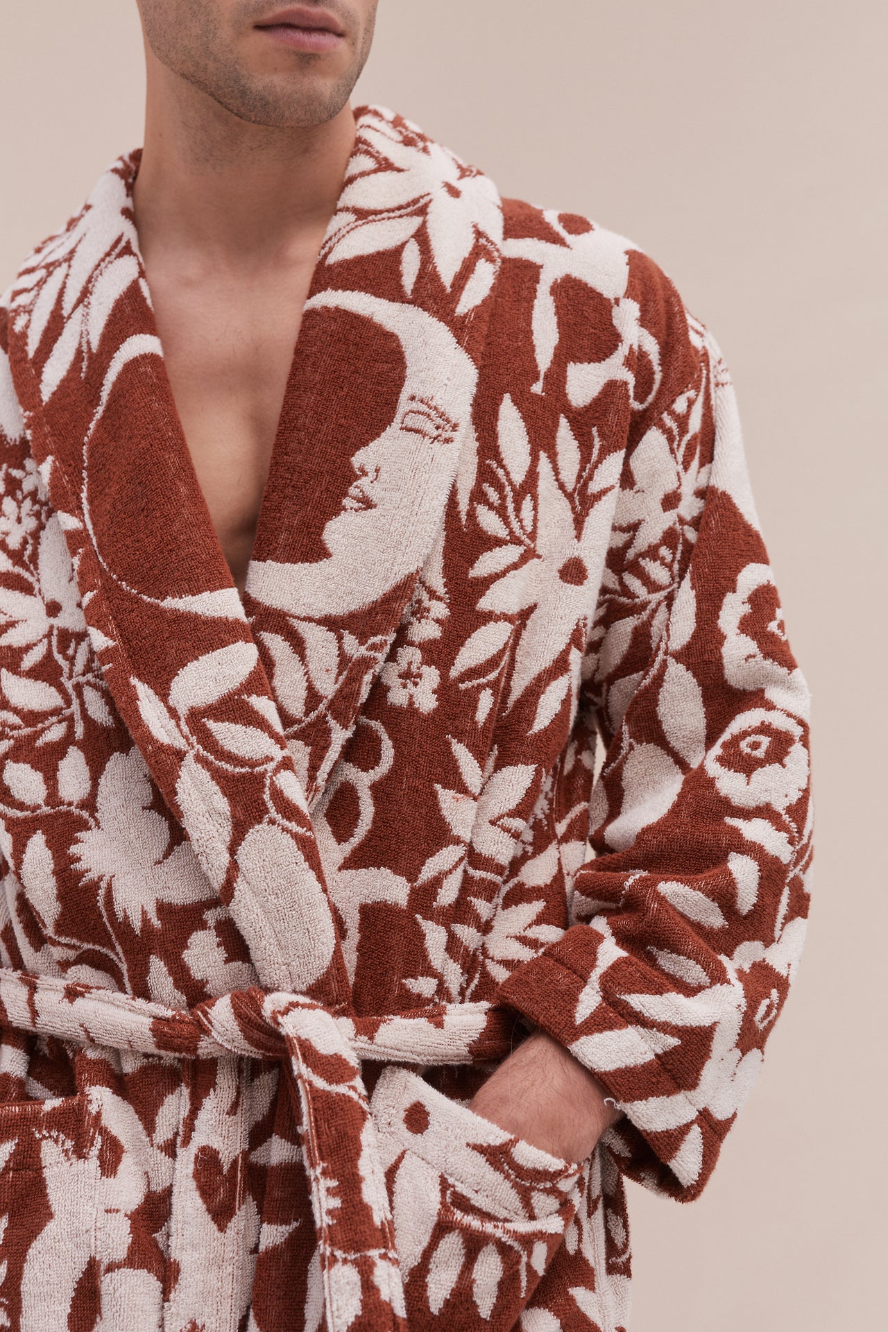 Unisex Towel Robe Idle Hands Mocha/Cream