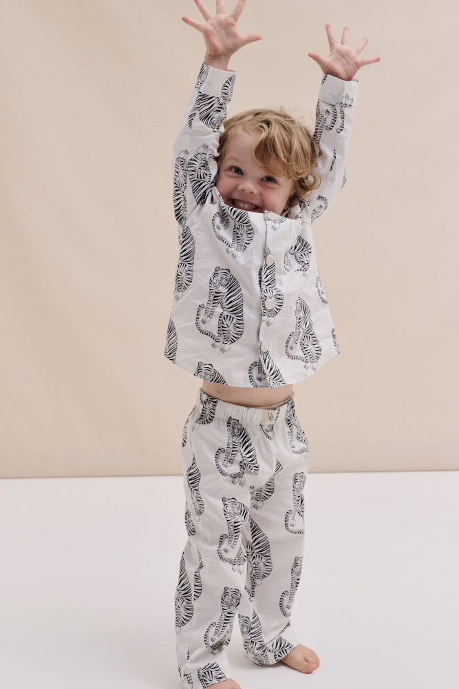 Kids 402 Long Pyjama Set Sansindo White/Black