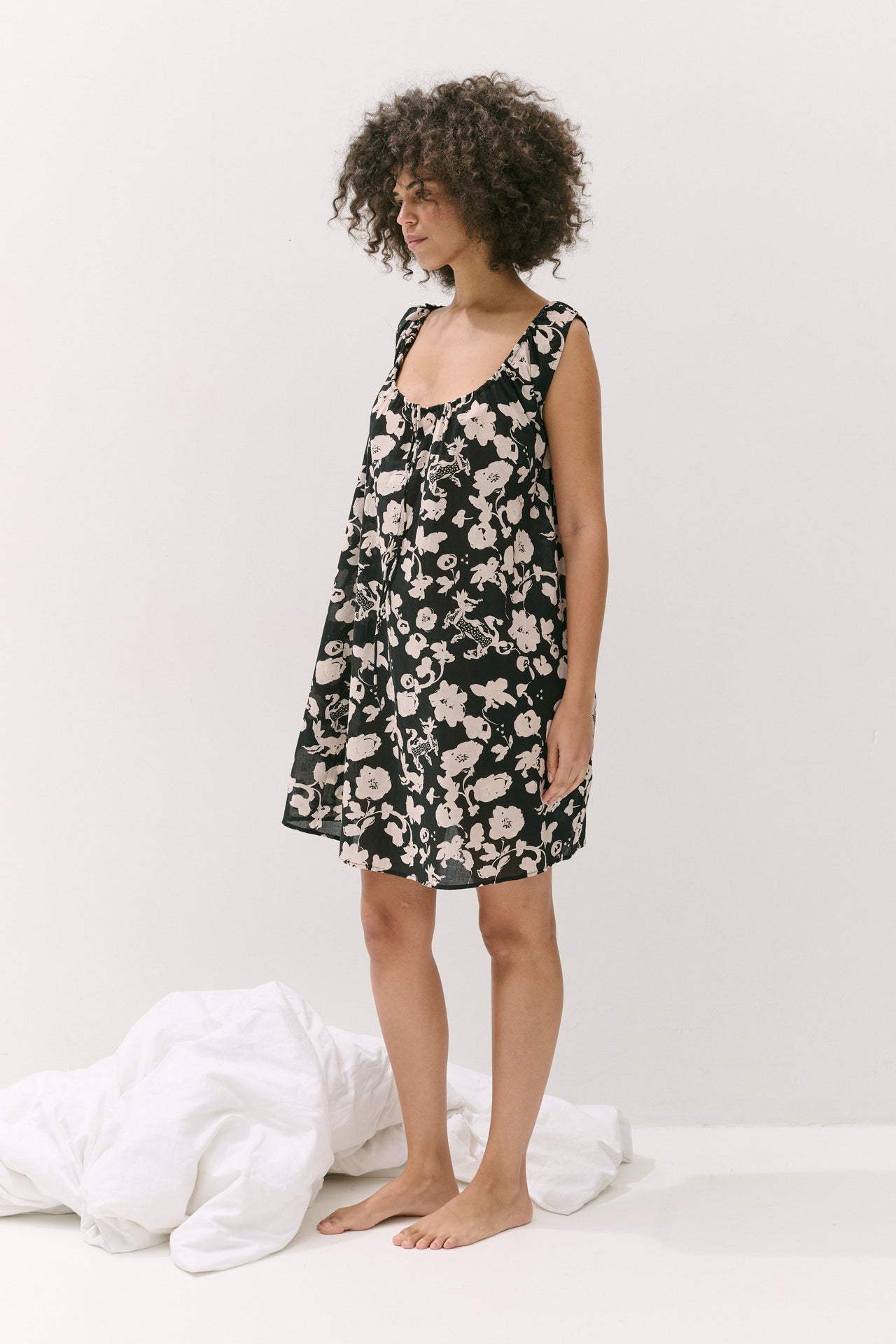 Light & Easy Nightie Bunny Black/Cream