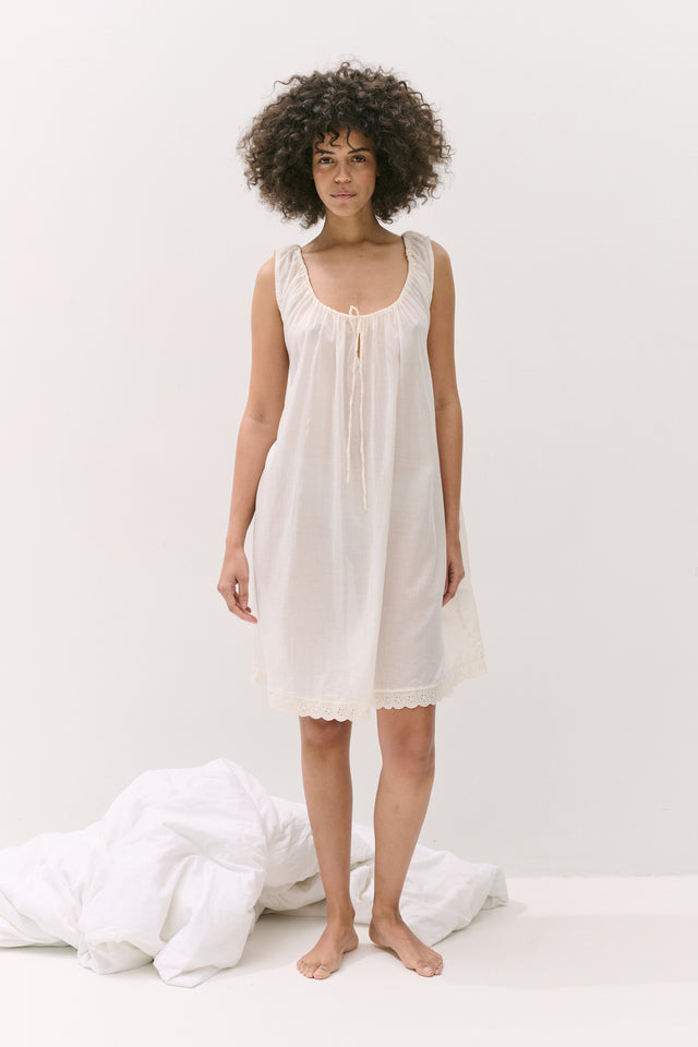 Light & Easy Nightie Cream with Lace