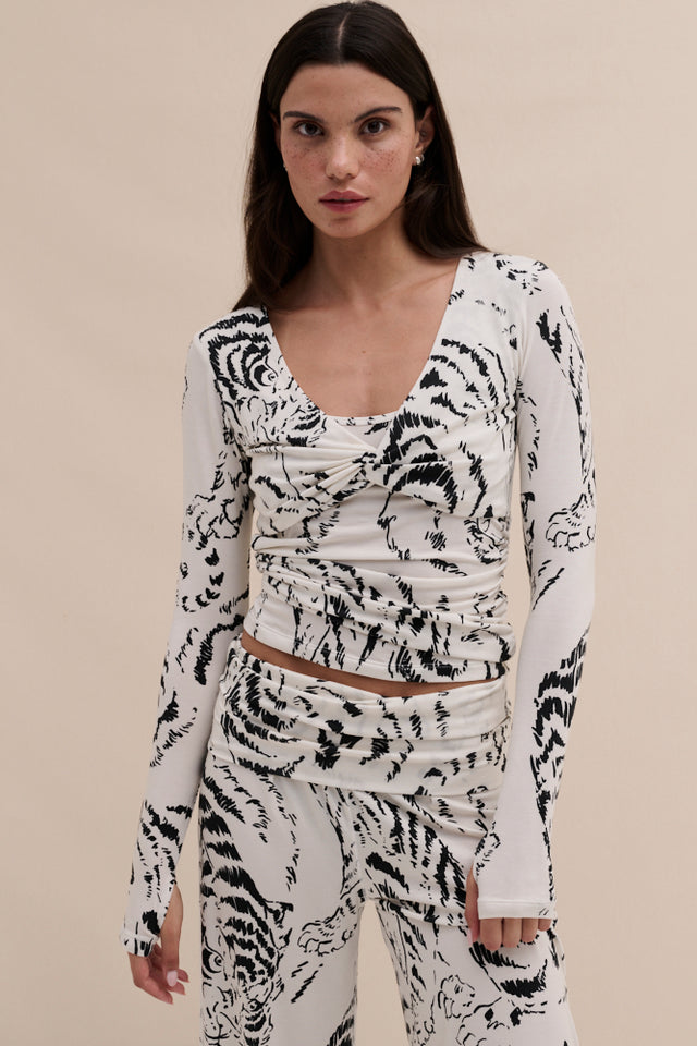 Lyocell Jersey Twist Top Tigress Cream