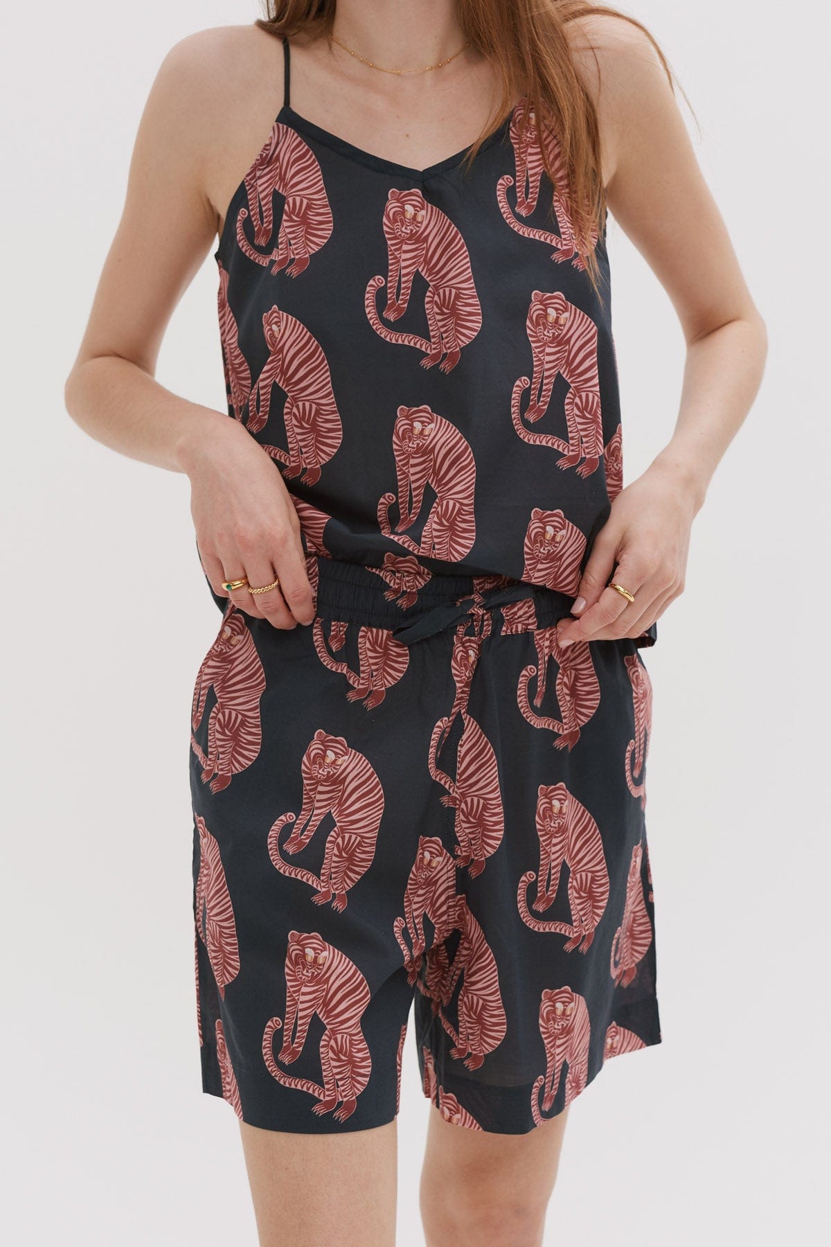 Lounge Shorts Sansindo Tiger Print Navy/Pink