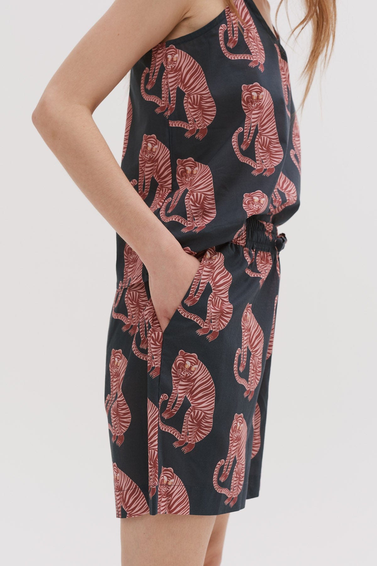 Lounge Shorts Sansindo Tiger Print Navy/Pink